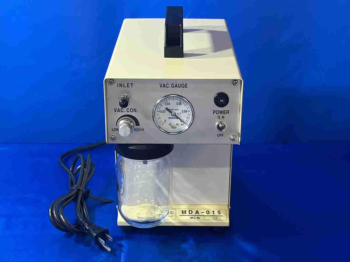 【中古】　3974　ULVAC　ポータブルアスピレーター　型番：MDA-015A　大学　研究　理化学機器　中古機器
