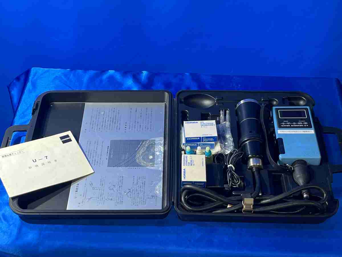 【中古】　3338　HORIBA堀場製作所　水質チェッカー　型番：U-7　動作確認済　理化学機器　中古機器　大学　研究　コンパクト