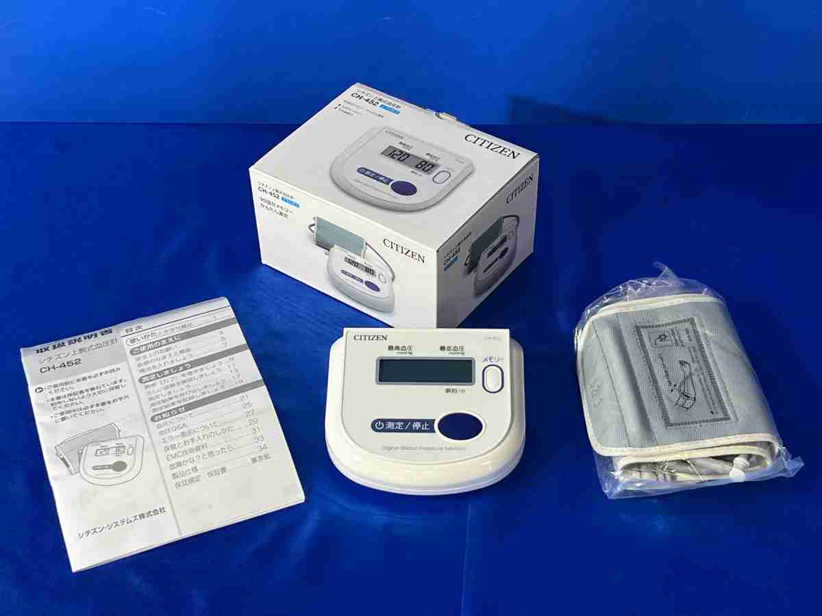 【中古】　3888　CITIZEN / シチズン　上腕式血圧計　型番：CH-452　新品未使用品