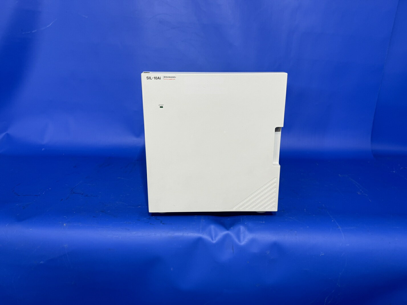 【中古】　112-6　島津製作所　SHIMADZU　液体クロマトグラフ　オートサンプラー　型番：SIL-10Ai　精密機械　分析機器　中古機器　研究　大学　通電確認済