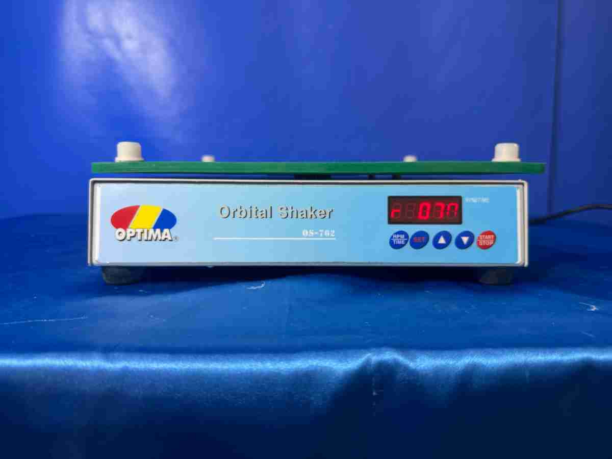 　3803　オプティマ　インキュベーター内用シェーカー　型番：OS-762　軽量　コンパクト　中古機器　大学　研究　理化学機器