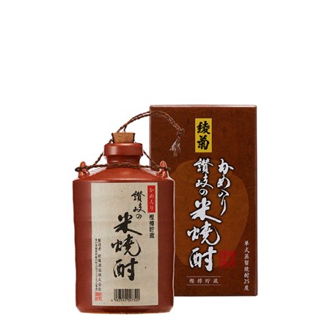 四国香川県の清酒蔵からおくる5年貯蔵の本格米焼酎です。 名門蔵綾菊酒造が、本気でとりくみました。 女性にものんでほしいやわらかい味わいです。 素焼きのボトルを専用の箱に入れてお届けいたします。 【容量】 720ML 【アルコール】 25度 ...