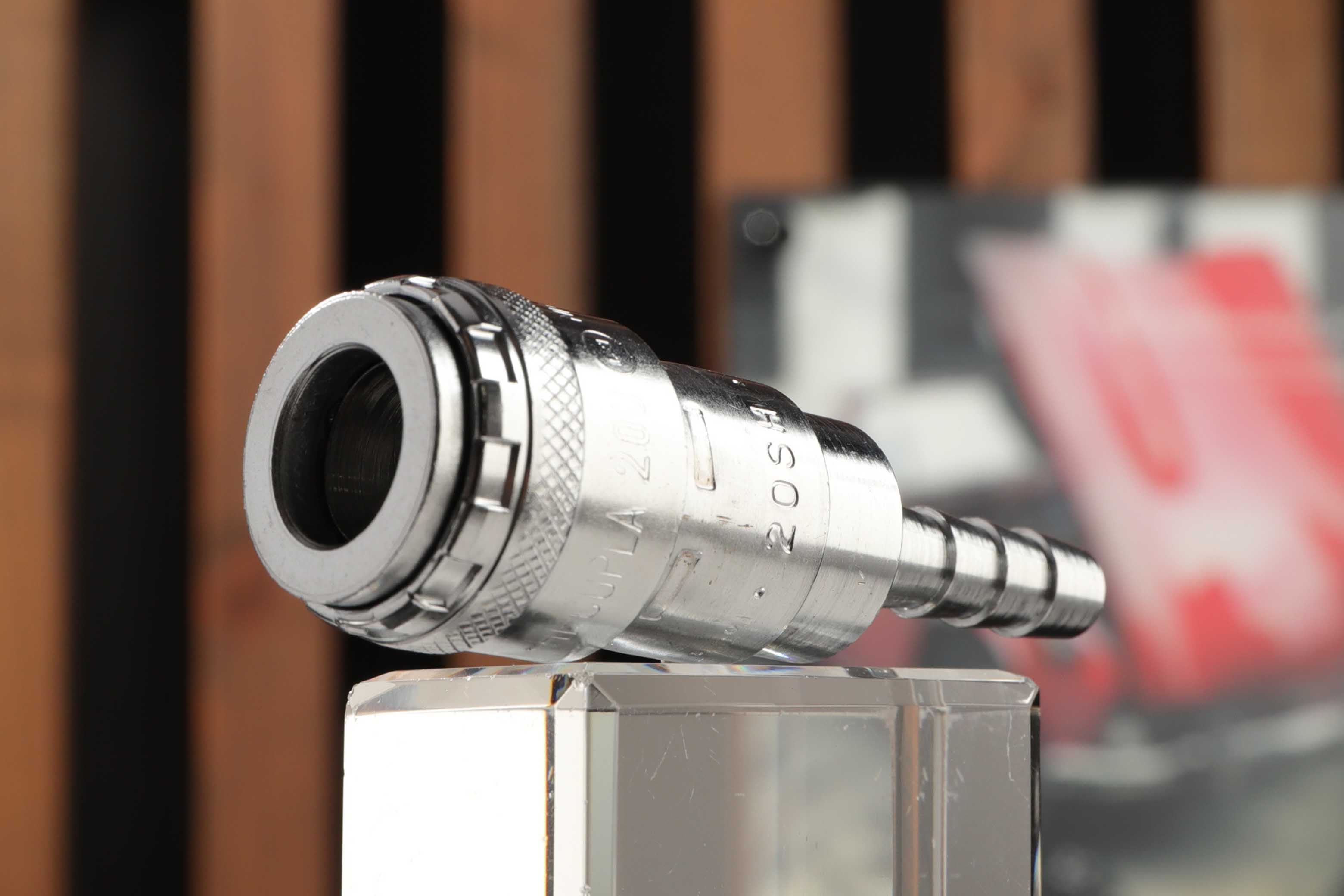 日東 ワンタッチカプラ ソケット ホース取付用1／4 200-20SH