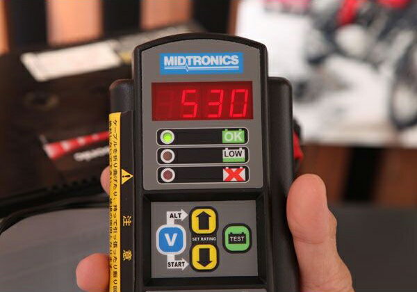 �ߥɥȥ��˥��� �Хåƥ꡼�ƥ����� ���ŵ��ϸξ���ǵ��ˡ�PBT-300