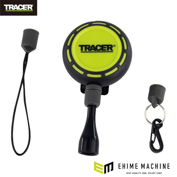 ペンやカッター、鍵を伸ばして使ってすぐ戻す。腰やベルトに付けて使う、TRACERの伸縮式リールホルスターです。 耐衝撃性ラバーでコーティングした樹脂ボディと、金属製のヘビーデューティークリップを備えています。 ラバーグリップキャップ・ループストラップ・カラビナ付きリングの3種のアタッチメントが付属し、取り付けるものに合わせて簡単に交換できます。 ディープホールシャープペンシルやマーカーと組み合わせて、現場での置き忘れ・落下を防ぎます。 特長 ペンやツール、キーなどの持ち運びに便利な伸縮式ホルスターです。 交換も容易な3種のアタッチメントが付属します。 耐衝撃性ラバーでコーティングされた樹脂製ボディと、金属製ヘビーデューティークリップです。 仕様 品番APP1JANコード5060668274330材質プラスチックセット内容ラバーグリップキャップ、ループストラップ、カラビナ付きリング セット内容 ラバーグリップキャップ ループストラップ カラビナ付きリング ブランド紹介 TRACER(トレイサー)は、英国で生まれた建築・設備職人のためのマーキングツールブランドです。「Built for Tradespeople. Mark of a PRO.」を掲げ、Screwfix・Toolstationなど英国の主要工具店のほか、米国Home Depot、オーストラリアBunningsでも販売されています。看板商品のディープホールシャープペンシルは、φ3mmの穴で100mm、φ6mmの穴で145mmの奥まで印が付けられる長いステンレス製リードガイドと、折れにくい2.8mm・2Bの太芯が特長。ホルスターにはシャープナーと返し付きクリップを備え、片手で抜き差しできます。細線向けの1.3mm、コンクリートやレンガ向けの5.2mm、深穴用インクマーカー、チョークスプレー「TRUE SHOT」など、素材と用途に合わせたラインナップを揃えています。2024年からはオーストラリア発の工具グループOX Toolsの一員です。当店で取り扱う商品は正規輸入品です。 人気のカテゴリ 新商品 今月の特価品 オリジナル商品 ワケあり特価品