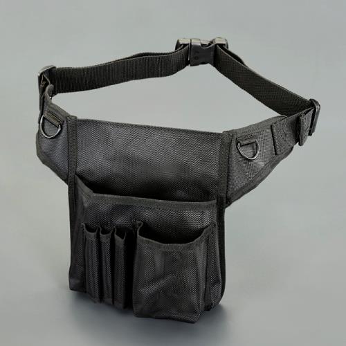 ※写真は代表画像になります。実際の商品とは異なる場合がございます。 仕様、商品名、型番をご確認の上、ご購入をお願い致します。 ※予告無く仕様変更、廃番になることがあります。 ご注文後に欠品の場合はご連絡させていただきます。 ●サイズ…450×90×270（H）mm ●材質…ポリエステル（1680デニール） ●ベルト幅…40mm ●D環付 ●ESCOオリジナルツールホルダー！バックルベルト一体型なのでベルトを通す必要がなく簡単に着脱可能！ ●サイズ違いの複数ポケット付で仕分けに便利！ ●工具・ハンディターミナル・小物等の収納に！ 人気のカテゴリ 新商品 今月の特価品 オリジナル商品 ワケあり特価品