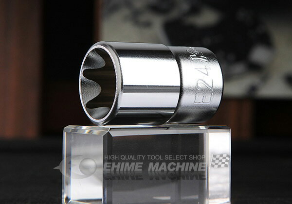 コーケンの12.7sq.トルクスソケットです。 ■型式：4425-E24 ■メーカー：ko-ken（コーケン/山下工業研究所） ■差込角：12.7sq. ■全長：40mm ■重量：95g 人気のカテゴリ 新商品 今月の特価品 オリジナル商品 ワケあり特価品