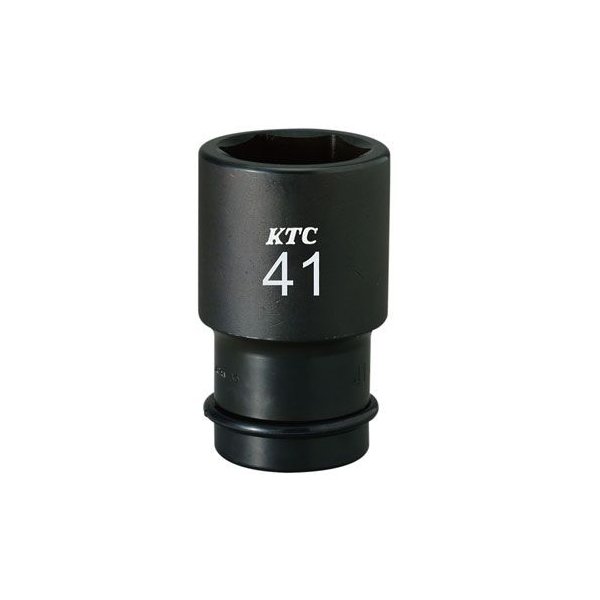 差込角25.4sq.のインパクト用ディープソケット、サイズ55mm。 深穴や突き出たボルトの締緩に。 KTCのインパクトディープソケットBP8L-55TPです。 差込角25.4mm(25.4sq.)(1/1)のインパクトレンチ(電動・エア)用六角ソケットで、対辺二面幅(サイズ)は55mmです。 全長110mmのディープ(薄肉)タイプで、最大深さ80mmまでボルトを通せるため、奥まったナットや突き出たボルトの締緩に適しています。 ピン・リング付で電動・エア工具にしっかり固定できます。 特長 差込角25.4sq.のインパクトレンチ用ソケットです。 六角ソケットです。 ディープ薄肉タイプです。 ピン・リング付です。 用途 インパクトレンチでの奥まった55mmのボルト・ナットの締緩作業に。 仕様 品番BP8L-55TPJANコード4989433156033差込角25.4mm(25.4sq.)(1/1)対辺二面幅(サイズ)55mm形状六角タイプディープ(薄肉)全長110mm最大深さ80mmソケット部外径79mm質量1866gピン・リング品番PR-4348 ご注意 黒色のリングには黒色のピン、灰色のリングにはシルバーのピンを組み合わせてください。 インパクトレンチ用です。 手動工具用ソケットとは構造が異なります。 ブランド紹介 KTC(京都機械工具)は、1950年創業、日本を代表する総合ハンドツールメーカーです。鍛造から機械加工、熱処理、めっきまで、すべての工程を自社で行う一貫生産体制が最大の強み。その熱間鍛造技術は世界トップクラスと評され、60年以上磨き上げた品質管理が、確かな製品安定性とデザイン性を支えています。「軽くて、強くて、使いよい」を社是に、累計1万点を超えるラインナップを展開。アイテム数・生産量ともに国内No.1、自動車アフターマーケットでも圧倒的なシェアを誇る、名実ともに日本のトップブランドです。ものづくりの頂点に立つのが、フラッグシップブランド「nepros(ネプロス)」。公差を限りなくゼロに近づける精度と、職人が磨き上げる鏡面仕上げの美しさは、海外の高級ツールに並び称され、プロのメカニックから絶大な信頼を集めています。KTCが形にするのは、使う人の歓びと誇りを満たす、日本の匠のものづくりそのものです。 人気のカテゴリ 新商品 今月の特価品 オリジナル商品 ワケあり特価品　