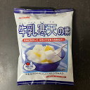 製品仕様 名称 かんてんぱぱ 牛乳寒天の素 300g（100gX3袋入） 内容量 300g 賞味期限 商品パッケージに記載 保存方法 常温 原材料/商品内容 糖類（ぶどう糖、砂糖、粉飴）、脱脂粉乳、粉末油脂、加糖粉乳、寒天、ミルクカルシウム、乳化剤、増粘多糖類、香料 （ 原材料の一部に大豆を含む） 原産国名 日本 商品説明 90℃以上の熱湯約300mlのなかに1袋をあけ、泡立きで約1分間かきまぜよく溶かします。 冷たい牛乳200mlを加えてまぜ合わせます。平らな四角い容器に流し冷蔵庫で約2時間冷やします。 製造者 ‎伊那食品工業株式会社