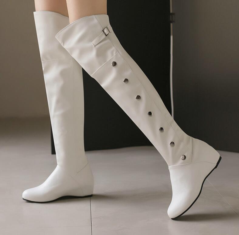 ブラック 黒 厚底