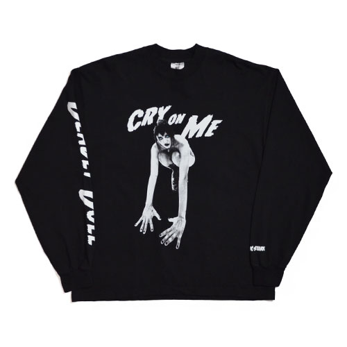 DEADLY DOLLCRY ON ME Long Sleeve Teeデッドリ