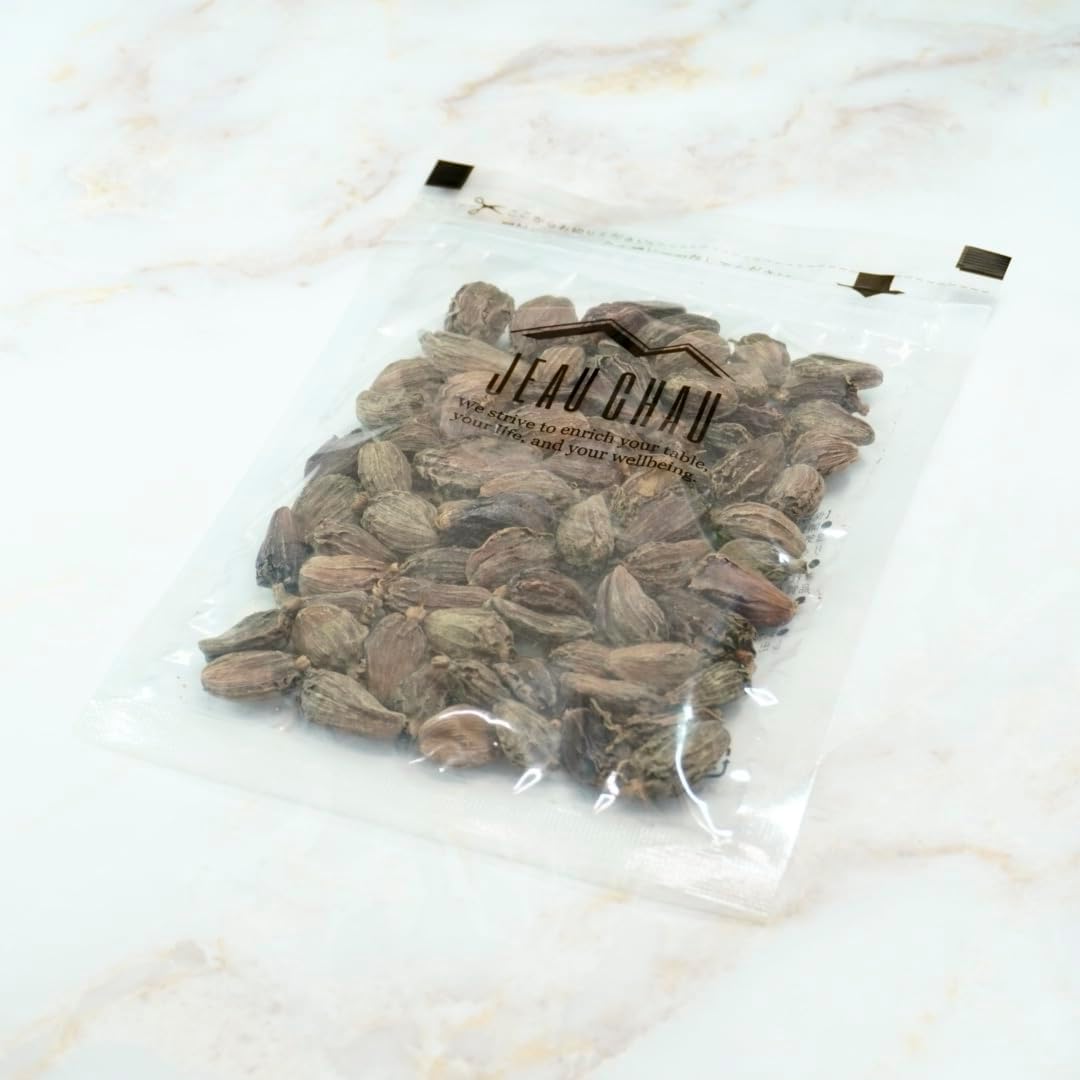 Eight Shopのブラウンカルダモンシード 50g JEAU CHAU ジョウショー スパイス ネパール産 Brown Cardamom Seed 黒カルダモン シード 選別品 スパイス 香辛料 無添加｜アングル3