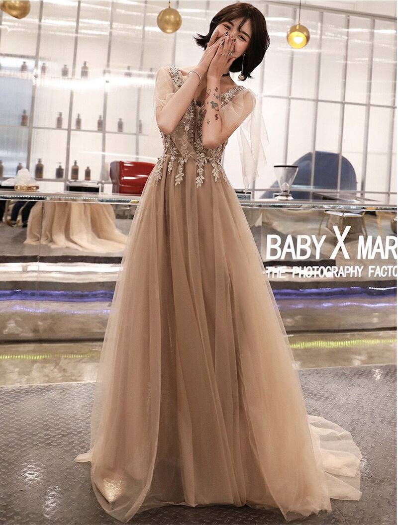 演奏会 発表会 ドレス 大人 かわいい 大人可愛い 主役 エレガント 花嫁 フォトウエディング 二次会 おすすめ 前撮り ロケーション ２次会 シンプル 可愛い お洒落 新婦 おしゃれ 最大15 Offクーポン 人気 セクシー 個性的 海外デザイン パーティードレス ロングテール