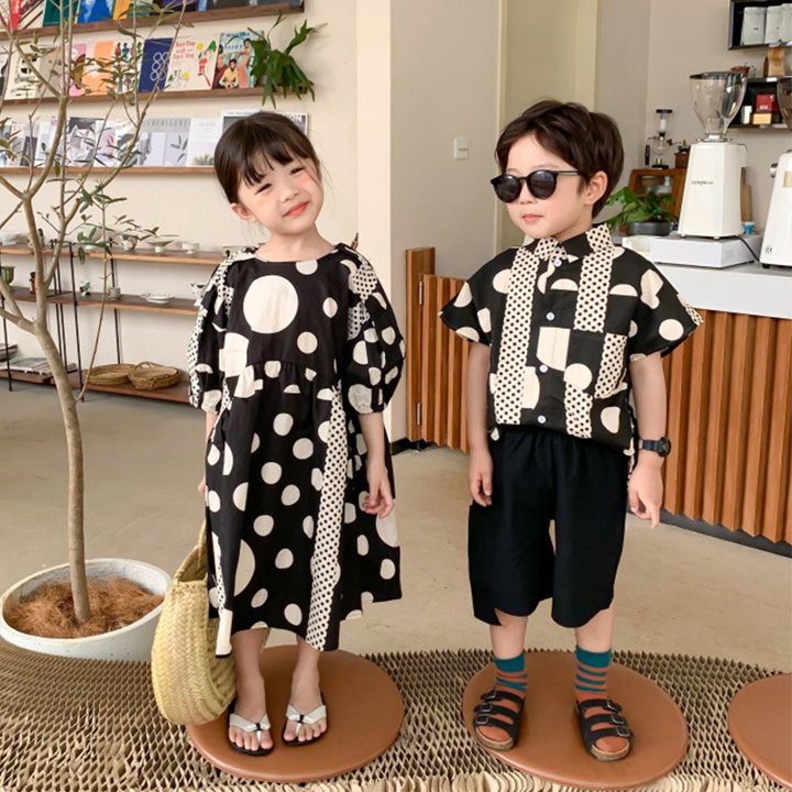 【子ども】男の子 女の子 かっこいいペアルック 黒白ドットコーデ 水玉模様 ワンピース 黒パンツスタイル キッズ お出かけ用 80 90 100 110 120 130 140cm
