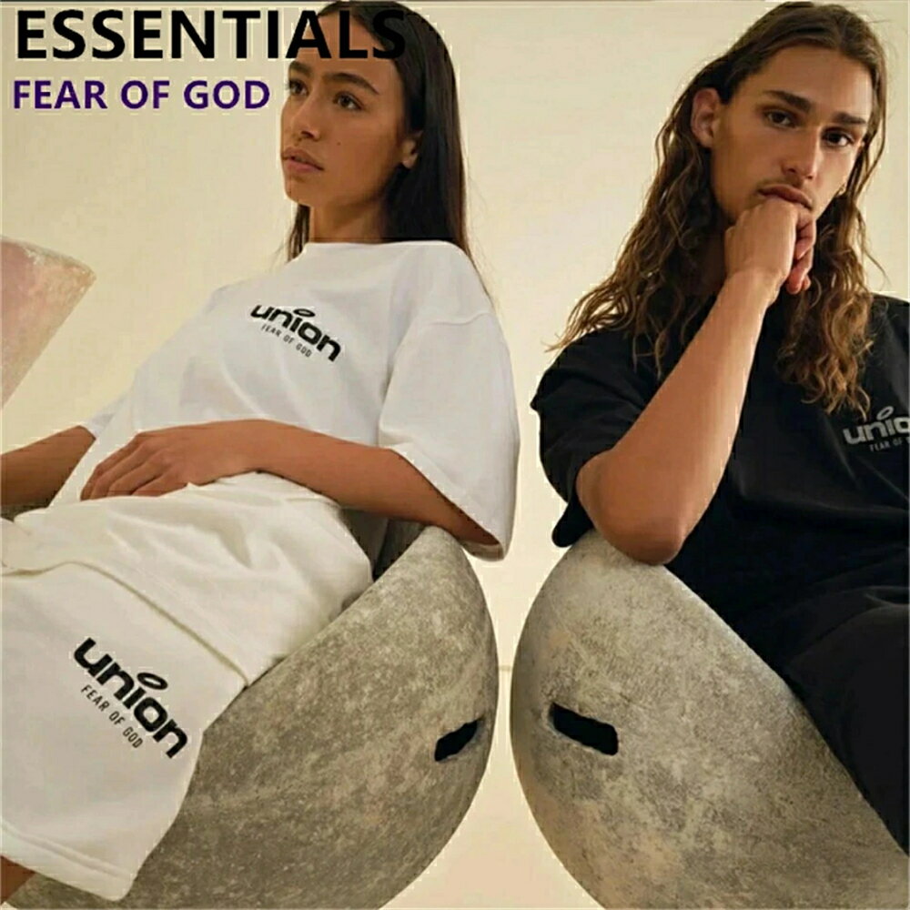 Rakuten - 「期間限定セール」FOG ESSENTIALS エッセンシャルズ　Tシャツ　T-shirt 両面ロゴ バックプリント プリント メンズ レディース オーバーサイズ フィアオブゴッド Fear Of God　ユニセックス 春夏 夏 半袖 最新 正規品 男女兼用