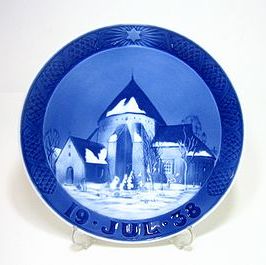 ロイヤルコペンハーゲン・クリスマスプレート 1938年 ウスタラース半円形教会 18cm