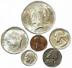 アメリカ 貨幣セット（内銀貨4枚） 準未使用～未使用 ピースダラー ケネディハーフダラー 外国 硬貨 コイン アンティークコイン