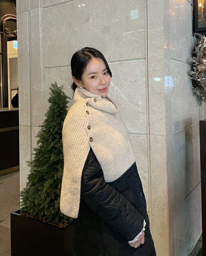楽天einzshop【送料無料】アイアムマリ【I AM MARI】Fogni Button Polar Cape Warmer / フォグニーボタンポーラケープウォーマー【公式ショップ】