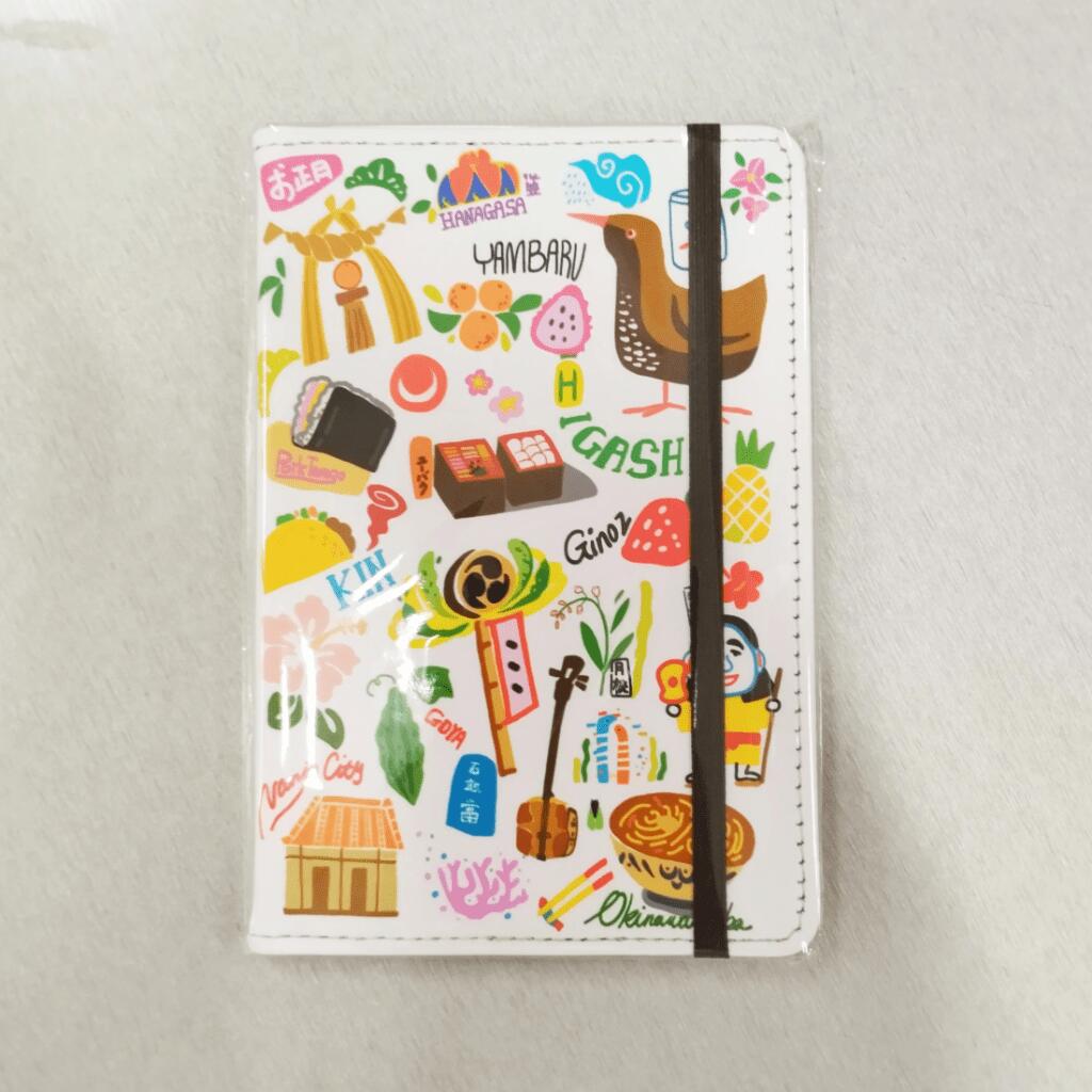 パスポートケース 沖縄 白 パスポートカバー 旅行 沖縄デザイン 琉球 沖縄 おしゃれ 可愛い 旅行グッズ ゴムバンド付き レディース メンズ お土産 プレゼン...