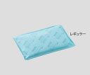 ●凍らない冷却まくらがお求めやすくなりました。 ●凍らせても固まらず、やわらかな保冷まくらです。 ●湾曲した部分にもフィットします。 ●袋は二重構造になっており丈夫で安全です。 ●本体の縁部もやわらかく安全です。■商品仕様型番：レギュラーサイズ(mm)：320×220内容量（g）：1140材質：外装／EVA、内容物／不凍液・ゲル化剤、ディスポカバー／ポリプロピレン不織布レギュラー／6〜8時間※本商品は直接患部に当てないでください。 ※カバーは付属していません。JAN　4560111752633