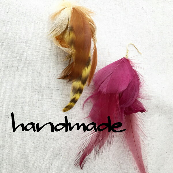 片耳用 フェザー 羽根 ピアス イヤリング アニマル レディース 女性用 ハンドメイド アクセサリー 樹脂 羽 可愛い お洒落 軽い ギフト プレゼント ボヘミ...