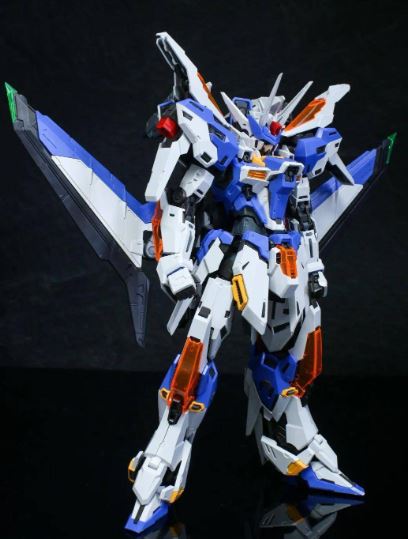 インフィニットディメンション Infinite Dimension 1/100 ジェネシス Genesis 変形メカ プラモデル　 素材：ABS　 スケール：1/100　 メガ形態と航空機形態を持っています。　 豪華版豪華版専用合金メッキ付...