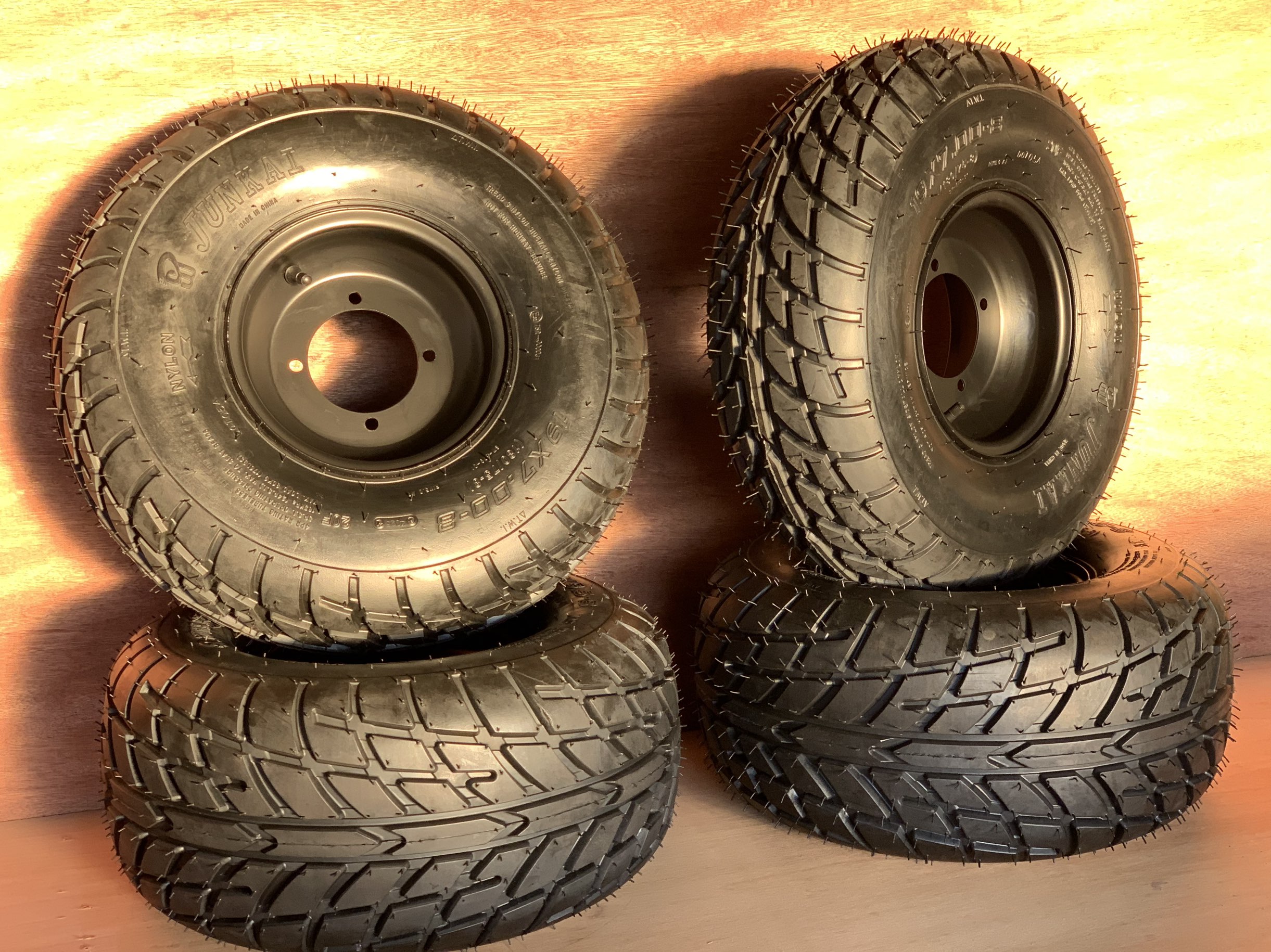 四輪バギー　ATV用　PCD110　8インチチューブレス前後4本 E 242