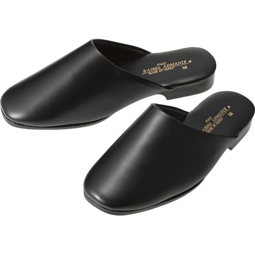 【代引不可】【イージャパンモール】【返品・交換・キャンセル・日時指定不可・法人（会社・企業）様限定】 必ず2通目のメールをご確認ください。 ※本商品は熨斗・包装（ラッピング）はお承り出来ない商品となります。 ※本商品はお届け先様名が法人（企業・会社）様宛ての場合のみお承りとなり、個人様宛てのご注文はお承りしておりませんので予めご了承くださいませ。 ※領収書につきましてはeメールにPDFファイルを添付してのご案内のみとなります。 ※本商品は【イージャパンショッピングモール】（イージャパンモール）の他の商品と同梱することは出来ません。※商品はご注文（ご決済）後、2-5営業日で発送（土・日・祝日除く）となります。※配送業者と契約がないため、送付先が沖縄・離島・一部地域の場合キャンセルとさせていただきます。※発送予定日は、在庫がある場合の予定日となります。 ※在庫がない場合には、キャンセルとさせて頂きます。 ※納期が遅れます場合には改めてご連絡させて頂きます。※本商品はメーカー取り寄せ商品となります。 流動在庫となりますためお手配時に在庫がない場合はキャンセルとさせていただきます。 在庫と納期のご確認が必要な場合は事前にお問い合わせください。 ※キャンセル・返品・交換・日時指定不可です。（平日のみのお届け） ※ご注文確定後でのお届け先の変更等はお承りできませんのでご注意ください。 ※本商品は法人（企業・会社）様限定商品となり、お届け先は「法人（企業・会社）様」に限ります。（個人様宛てへのお届けはお承りしておりません） 　お届け先に法人名が確認できる表札等がない場合、お届けをお承りすることができなくなっております。 　また、商品のお受取人様名に法人（企業・会社）様名をご記入いただけない場合もご注文をお承りできません。 ※置き配や宅配ボックスへの配送も承れませんので、お届け時にお留守でないようお願い致します。 ※沖縄・離島および一部地域へのお届けは出来ません。 ※商品のお写真はイメージ画像です。概要 底がすべりにくく、軽くて疲れにくい。脱ぎ履きがラクなシンプルデザイン。 商品説明 ●内側ウレタン使用で、ソフトな履き心地。●変質しにくい耐油性ソールを使用。 仕様 対象 男性向け サイズ LL 足サイズ 27.0〜27.5cm ヒール高さ 約2.5cm 足幅 3E相当 色 ブラック 材質 甲材：PVC、中敷き：PVC・ウレタンフォーム、底材：塩化ビニル 生産国 日本 備考 ※重量はLサイズで約380g（両足）です。 JANコード 4547736576189 【メーカー・製造または販売元】山一【広告文責】株式会社イージャパンアンドカンパニーズ 072-875-6666《ご注意ください》 ※本商品はキャンセル・返品・交換・日時指定不可の商品です。 　不良品、内容相違、破損、損傷の場合は良品と交換いたします。 　但し、商品出荷より7日以上たった商品につきましては交換いたしかねますのでご注意ください。 ※商品がリニューアルしている場合、リニューアル後の商品をお届けします。 ※法人（企業・会社）様宛ての場合のみご注文をお承りしております。（個人様宛てへのお届けはお承りしておりません） 　配送の日時指定は出来ません。お届け時にお留守でないようお願い致します。[関連キーワード：衣類・ユニフォーム ユニフォーム 介護スタッフ向けユニフォーム]