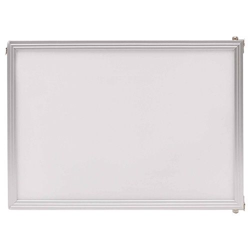 【代引不可】【イージャパンモール】【返品・交換・キャンセル・日時指定不可・法人（会社・企業）様限定】 必ず2通目のメールをご確認ください。 ※本商品は熨斗・包装（ラッピング）はお承り出来ない商品となります。 ※本商品はお届け先様名が法人（企業・会社）様宛ての場合のみお承りとなり、個人様宛てのご注文はお承りしておりませんので予めご了承くださいませ。 ※領収書につきましてはeメールにPDFファイルを添付してのご案内のみとなります。 ※本商品は【イージャパンショッピングモール】（イージャパンモール）の他の商品と同梱することは出来ません。※商品はご注文（ご決済）後、2-5営業日で発送（土・日・祝日除く）となります。※配送業者と契約がないため、送付先が沖縄・離島・一部地域の場合キャンセルとさせていただきます。※発送予定日は、在庫がある場合の予定日となります。 ※在庫がない場合には、キャンセルとさせて頂きます。 ※納期が遅れます場合には改めてご連絡させて頂きます。※本商品はメーカー取り寄せ商品となります。 流動在庫となりますためお手配時に在庫がない場合はキャンセルとさせていただきます。 在庫と納期のご確認が必要な場合は事前にお問い合わせください。 ※キャンセル・返品・交換・日時指定不可です。（平日のみのお届け） ※ご注文確定後でのお届け先の変更等はお承りできませんのでご注意ください。 ※本商品は法人（企業・会社）様限定商品となり、お届け先は「法人（企業・会社）様」に限ります。（個人様宛てへのお届けはお承りしておりません） 　お届け先に法人名が確認できる表札等がない場合、お届けをお承りすることができなくなっております。 　また、商品のお受取人様名に法人（企業・会社）様名をご記入いただけない場合もご注文をお承りできません。 ※置き配や宅配ボックスへの配送も承れませんので、お届け時にお留守でないようお願い致します。 ※沖縄・離島および一部地域へのお届けは出来ません。 ※商品のお写真はイメージ画像です。概要 室内の照明などによる乱反射などを抑え、展示物が見やすく目も疲れない！！ 商品説明 ●金具をはずしてポスターや写真を差し込むだけのA4パネル10枚セット。●静電気を抑えほこりがつきにくい●光反射を防ぐ無反射シート●3ヵ所に吊り下げ金具が付いていて、タテ・ヨコ使用可能 仕様 対応用紙サイズ A4 寸法 W304×D9×H217mm フレーム幅 12mm 用紙の厚さ 約1mmまで 吊り下げ金具 3箇所 重量 180g 色 シルバー 材質 フレーム：アルミ、表面透明シート：塩ビ（厚み：0.5mm） 付属品 テグス その他仕様 ●フレーム止めビス2ヵ所 JANコード 4977114816390 【メーカー・製造または販売元】プラチナ【広告文責】株式会社イージャパンアンドカンパニーズ 072-875-6666《ご注意ください》 ※本商品はキャンセル・返品・交換・日時指定不可の商品です。 　不良品、内容相違、破損、損傷の場合は良品と交換いたします。 　但し、商品出荷より7日以上たった商品につきましては交換いたしかねますのでご注意ください。 ※商品がリニューアルしている場合、リニューアル後の商品をお届けします。 ※法人（企業・会社）様宛ての場合のみご注文をお承りしております。（個人様宛てへのお届けはお承りしておりません） 　配送の日時指定は出来ません。お届け時にお留守でないようお願い致します。[関連キーワード：文具・事務用品 掲示用品 パネル]