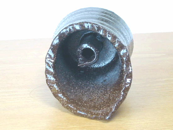 花瓶 一輪差 片オレ型 サビ茶 インテリア 国産 美濃焼 水盤 なのに剣山がいらない [2]