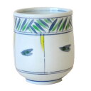 大湯呑 赤絵 手描き 魚彩 230cc 国産 美濃焼食器 業務用 食洗機対応 レンジ対応 多治見 絵器彩陶