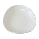 小皿 白 三角形 9.0cm 国産 美濃焼食器 食洗器対応 レンジ対応多治見 絵器彩陶