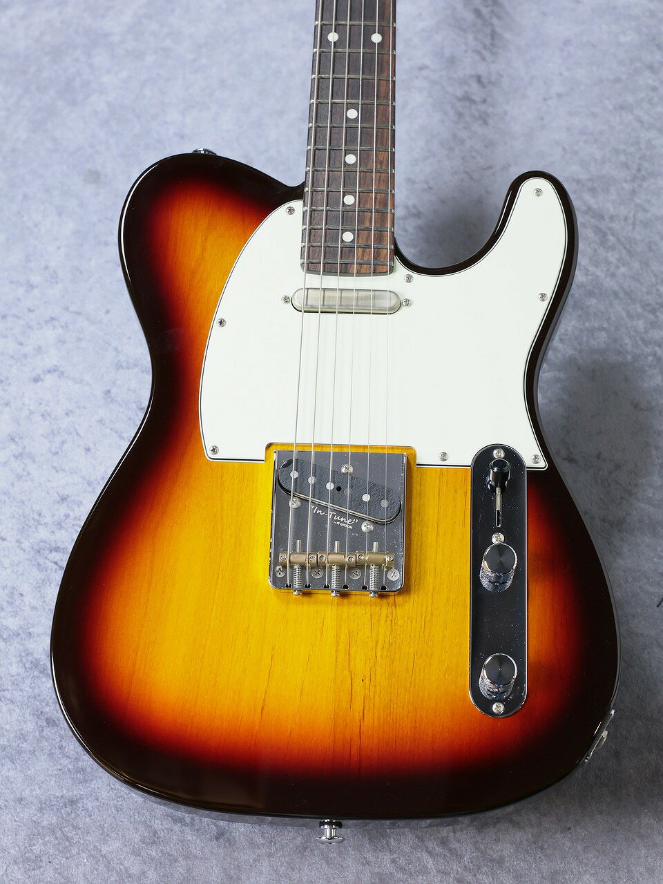 Black Smoker 【少数生産品!】STANDARD Series DELTA-S -3 Tone Sunburst- #25B15【3.52kg】【お茶の水駅前店】