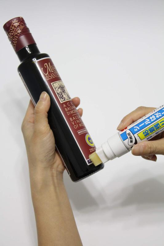 きつい臭いがしない シールやベトベトの粘着テープ残りに 業務用シールはがし＆粘着残りクリーナー 35g