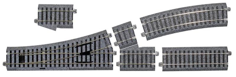 KATO HOゲージ 手動ポイントR550 左 2-852 鉄道模型用品ロングセラーの電動ポイント4番が手動ポイントになって新登場です。各部を改良し、より使いやすくなりました。同梱補助線路等の内容構成は既存品と同じで、比較的小さなスペースで自由度の高いレイアウトプランが展開可能です。ポイント本体は新規製作により、新たにスプリングポイント機能が加わりました。取扱いのシンプルな手動ポイントで、お手軽にレイアウトへ組み込んでお楽しみいただけます。別売のポイントマシンやポイントスイッチなどのオプションにより電動化も可能です。