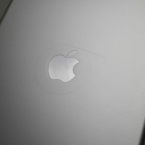 【中古】美品 iPad7 第7世代 wi-fiモデル 32GB シルバー 中古 本体 土日祝発送OK