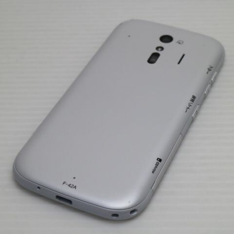 【中古】 新品同様 F-42A らくらくスマートフォン ホワイト 安心保証 即日発送 スマホ 白ロム 富士通 土日祝発送OK