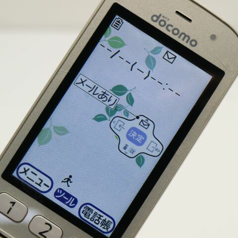 【中古】 中古 F-01G らくらくホン ベーシック4 ゴールド 即日発送 ガラケー DoCoMo 富士通 本体 土日祝発送OK