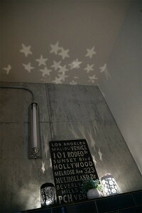 使えるクーポン配布中 !オシャレ演出 LEDランタンライト リモコン付き ゆらぎ 灯り調節 クリスマス 誕生日 結婚式 パーティ 電池式 星 雪の結晶 森 フォレスト 揺れる キャンドル LED ライト ティーライト 間接照明 おうち時間 おうち時間通販格安セール情報 楽天 通販