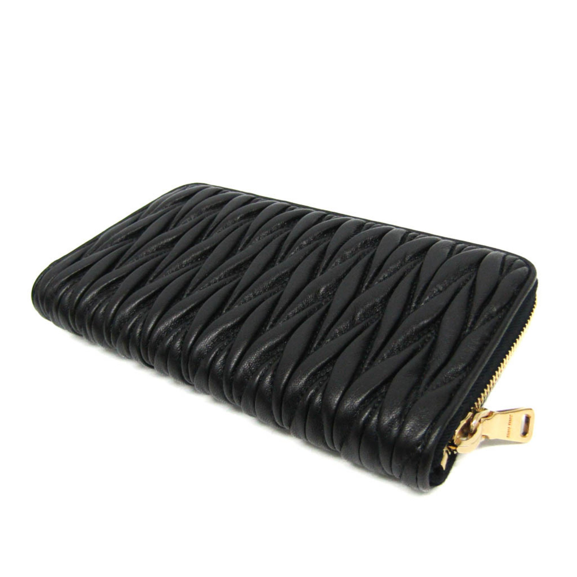 ミュウミュウ(Miu Miu) マテラッセ 5M0506 レディース レザー 長財布（二つ折り） ブラック【中古】