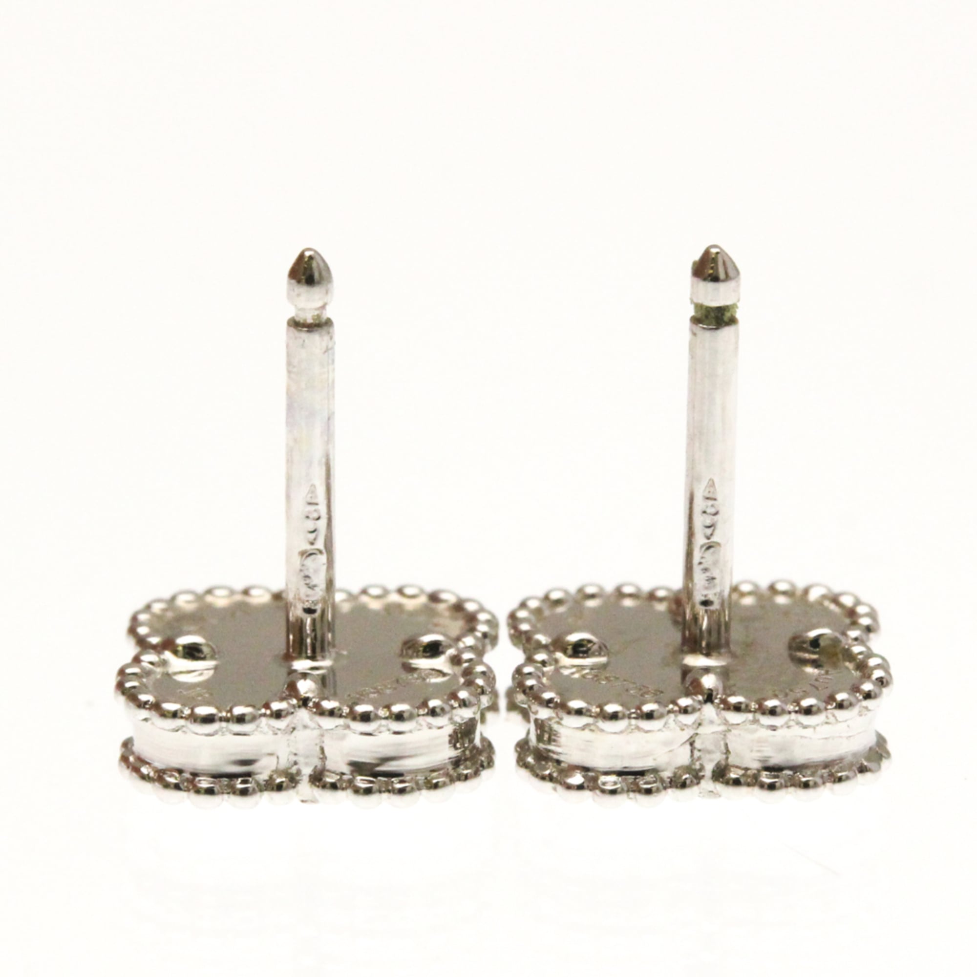 ヴァン・クリーフ＆アーペル(Van Cleef & Arpels) スウィートアルハンブラ マザーオブパール K18ホワイトゴールド(K18WG) スタッドピアス シルバー【中古】