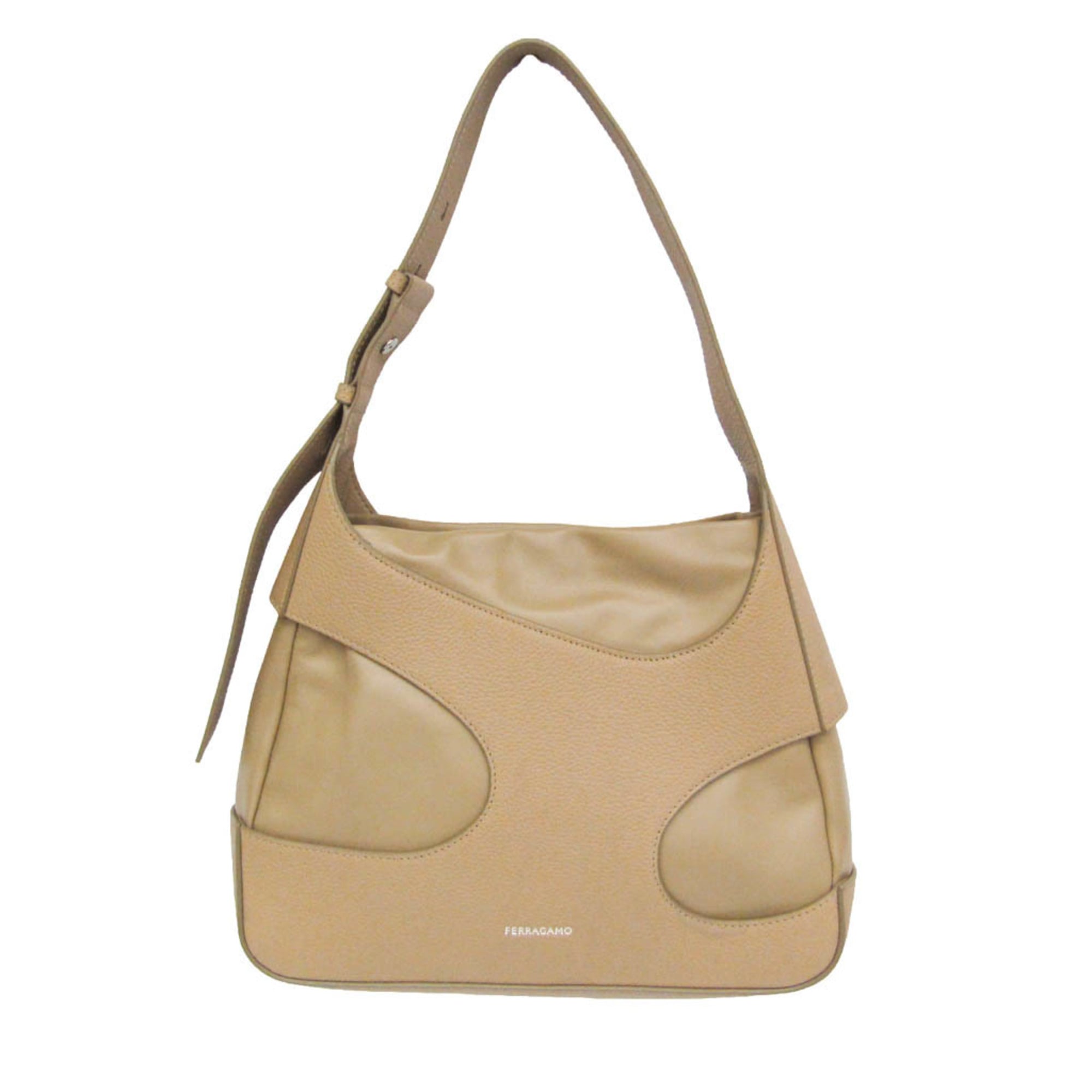 サルヴァトーレ・フェラガモ(Salvatore Ferragamo) ホーボーバッグ カットアウト 214487 レディース レザー ショルダーバッグ ベージュ 基本情報 [ブランド名]: サルヴァトーレ・フェラガモ(Salvatore Ferragamo) [モデル]: ホーボーバッグ カットアウト 214487 [製造国]: イタリア [商品説明]: 上部の幅：20cm デザイン [タイプ]: ショルダーバッグ [素材]: レザー [カラー]: ベージュ [開閉]: マグネット [内ポケット]: ファスナーポケット 1, オープンポケット 1 [性別]: レディース サイズ [サイズ (高さx幅x奥行)]: 21cm x 27cm x 6.5cm / 8.26'' x 10.62'' x 2.55'' [ストラップの長さ]: 40cm - 52cm / 15.74'' - 20.47'' 付属品 [付属品備考]: 付属品の詳細は画像をご確認ください 状態 [状態]: 非常に良い [ランク]: ランク A 【中古】使用感が少なく、多少のキズや汚れは見られるものの全体的にきれいな商品 [全体のキズ]: わずか [全体の汚れ]: わずか [全体の使用感]: わずか [ダメージの強さ]: 外側全体 シミ汚れ わずか [商品状態備考]: 商品状態の詳細は画像をご確認ください 配送 [総重量]: 520g / 1.14lb. 【本物保証】 eLADYの商品は全品本物保証！ 安心してお買い物をお楽しみください。 商品ランクについて ランク N　 新品・未使用商品。基本的にブティック購入と同じ状態（付属品は商品説明欄に記載があるものがつきます。） ランク NS 未使用・展示品 ランク S 新品同様にきれいな商品 ランク SA 使用感がほとんどない、きれいな商品・新品仕上げ商品 ランク A 使用感が少なく、多少キズや汚れは見られるものの、全体的にきれいな商品 ランク AB やや使用感があり、キズや汚れが見られるが全体的に程度の良い商品 ランク B 使用感があり、ダメージや汚れが見られるが、通常の使用に支障のない商品 ランク BC 使用感が強くあり、ダメージや汚れが気になる商品 ランク C かなりの使用感があり、ダメージや汚れが目立つ商品 ランク D 著しく状態が悪い商品・不具合のあるジャンク品 商品ランクについて お客様のご都合による返品・交換の対応はできかねますので、あらかじめご了承願います。品質管理には万全を期しておりますが、 万が一お届け商品がご注文とまったく異なっていた場合には返品の対象となることもございます。商品到着後24時間以内に、 カスタマーサービスセンターまでEメール又はお電話でご連絡ください。24時間以上経過しますと、お受け致しかねる場合がございます。 ご了承ください。
