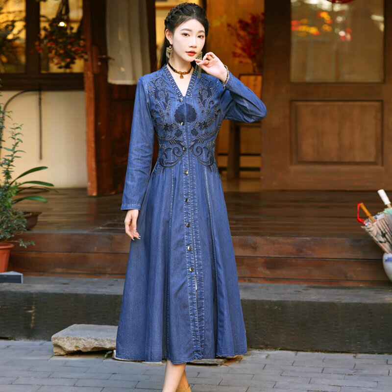 即納 春 ガウンワンピース レディース Vネック デニム ロング 刺繍ワンピース ミモレ ロング マキシ フレア Aライン 9分袖 長袖 前開き 前ボタン スタイルアップ 体形カバー 大人っぽい 大人かわいい 上品 30代 40代 50代 羽織