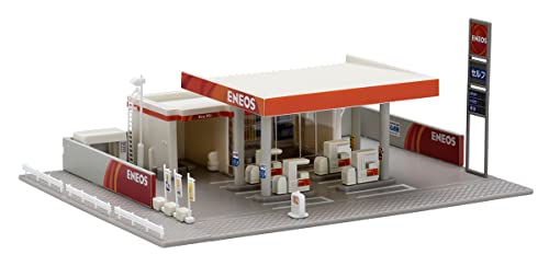 商品情報 商品の説明 ENEOSの社名を使ったガソリンスタンド。壁のロゴマークは印刷済。2022年現在のデザインを再現。セルフスタンドと通常スタンドを選択できるシール付属。街を作るのに必要性の高いストラクチャー。給油器が4台の中規模なスタン...