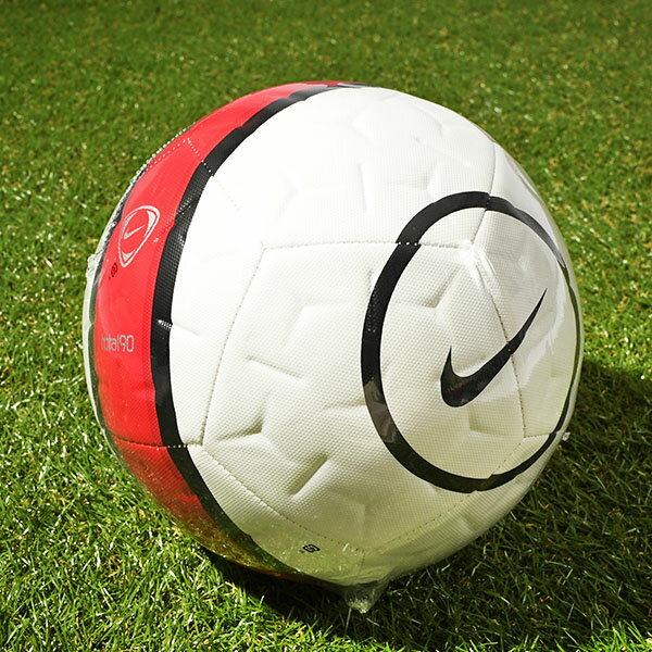 送料無料 ナイキ サッカーボール 4号球 NIKE アカデミー トータル90 小学生 キッズ 子ども 子供 部活 クラブ ACADEMY T90 ホワイト レッド ih7531 2025冬新作