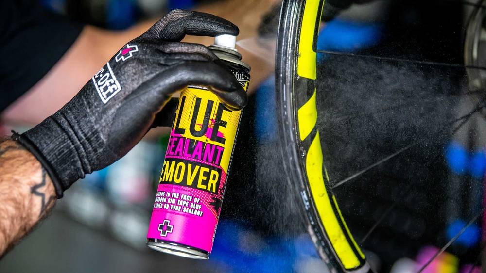エレファントサイクルの自転車 メンテナンス チェーンオイル クリーナ グリスなど マックオフ MUC-OFF GLUE REMOVER グルーリムーバー ロードバイク クロスバイク エレファントサイクル｜アングル3