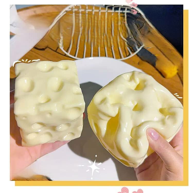 スクイーズ チーズ 人気 おもちゃ 2個セット 2個セット イライラ解消 スイーツ 食べ物 ストレス解消 握る 可愛い 癒しおもちゃ 子供 大人 柔らかい クイーズ玩具 かわいい スクイーズおもちゃ ギフト elevenone-10014858 クラッチバッグ elevenone サンプル画像2