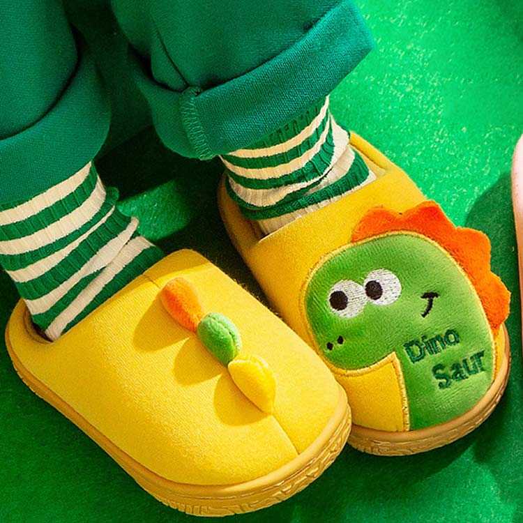 送料無料ボアスリッパ キッズ ファースリッパ ルームシューズ 子供用 かわいい 秋...