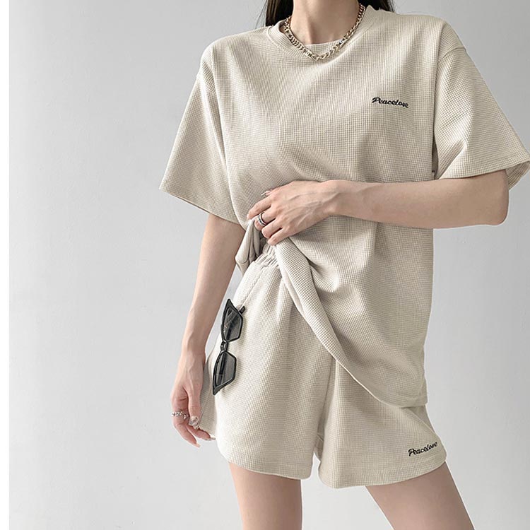 tシャツ ルームウェア レディース 夏 上下セット セットアップ おしゃれ ショーツ サーマル ワッフル 刺繡入り ゆったり カットソー オーバーサイズ ハーフパンツ ショートパンツ カジュアル 韓国風 無地 半袖 半袖