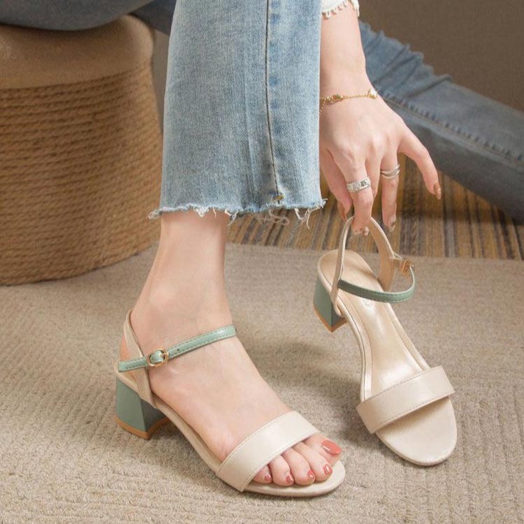 ストラップ サンダル ヒールサンダル レディース ヒール5cm チャンキーヒール 太ヒ...